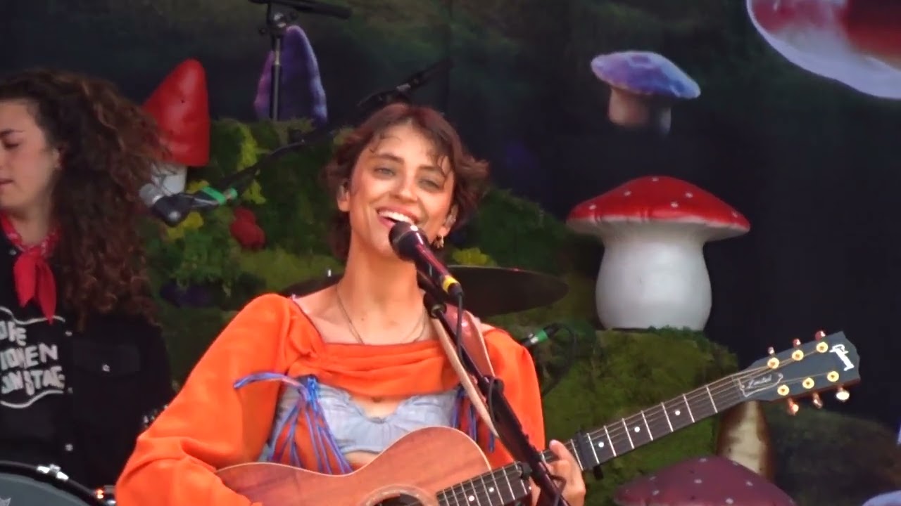 Pomme - soleil soleil (Live) Paris, Solidays 2024