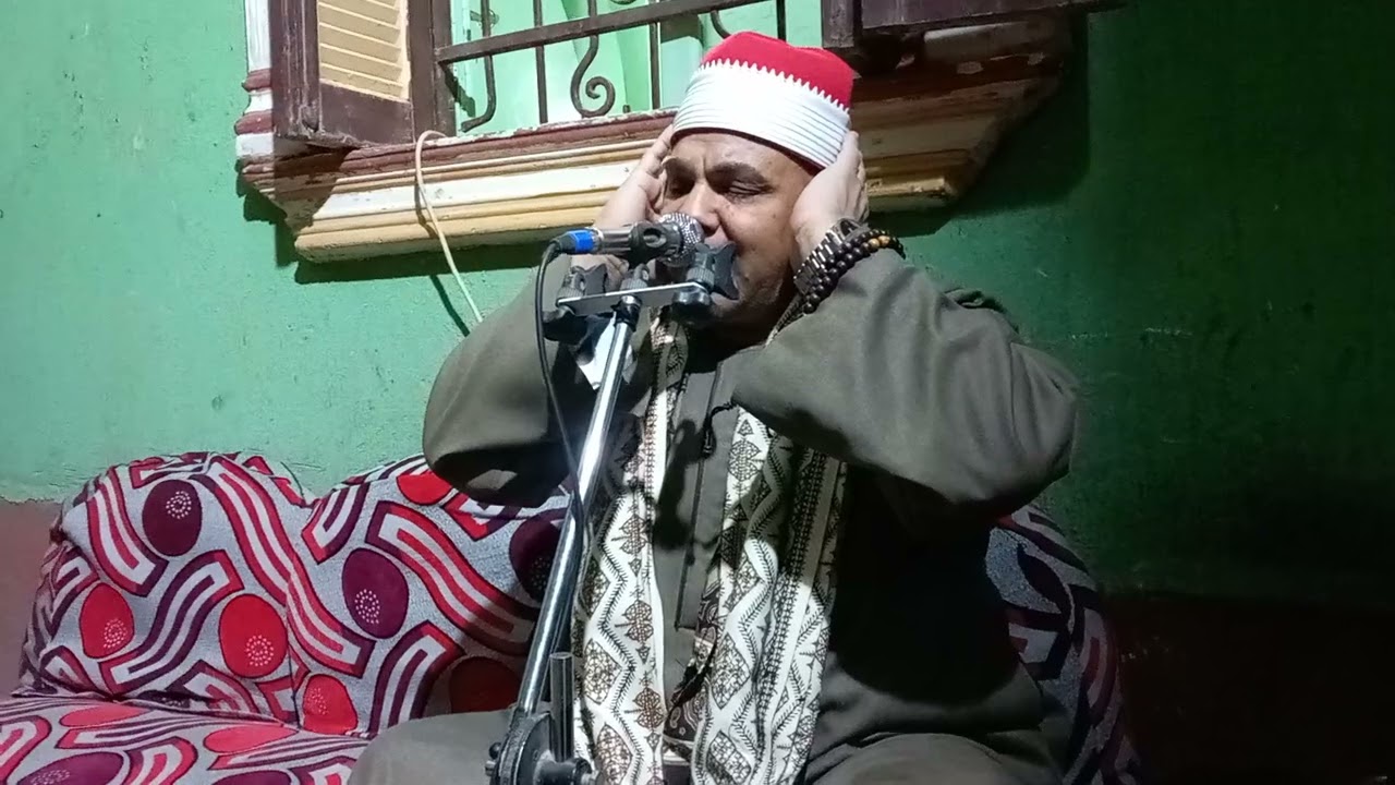 الشيخ احمد رشدي الديروطي من قريه دحروج عائلات اولاد علي