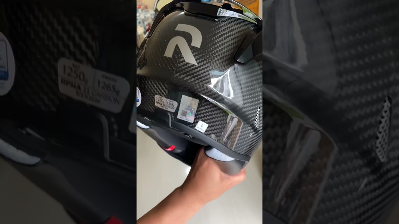 Carbon Lodi! HJC Rpha 11 Full Carbon😍