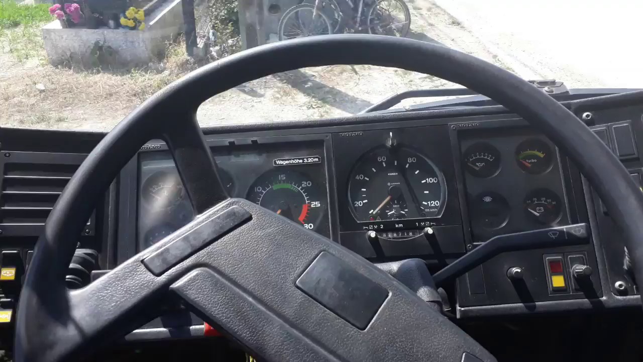 Volvo B10b SL 12 STEYR Engine Start