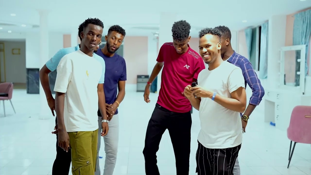 JALANJI ADAG OO DHEXMARAY KEEYD SANNE IYO AFKA CALI DAWASHO WACAN