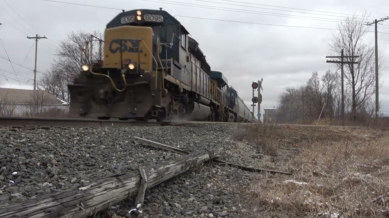 CSX L303 at Lake Odessa, Michigan