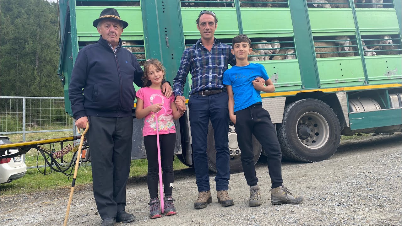Pragelato fiera “Escarton” da 4 generazioni Marino Aldo,Davide,Oscar e Ambra 6000 capi di ovini