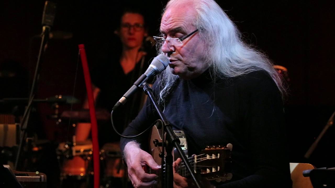 Giugno '73 (F. de André) - Franco Mussida e La Nuova Orchestra della Città Vecchia