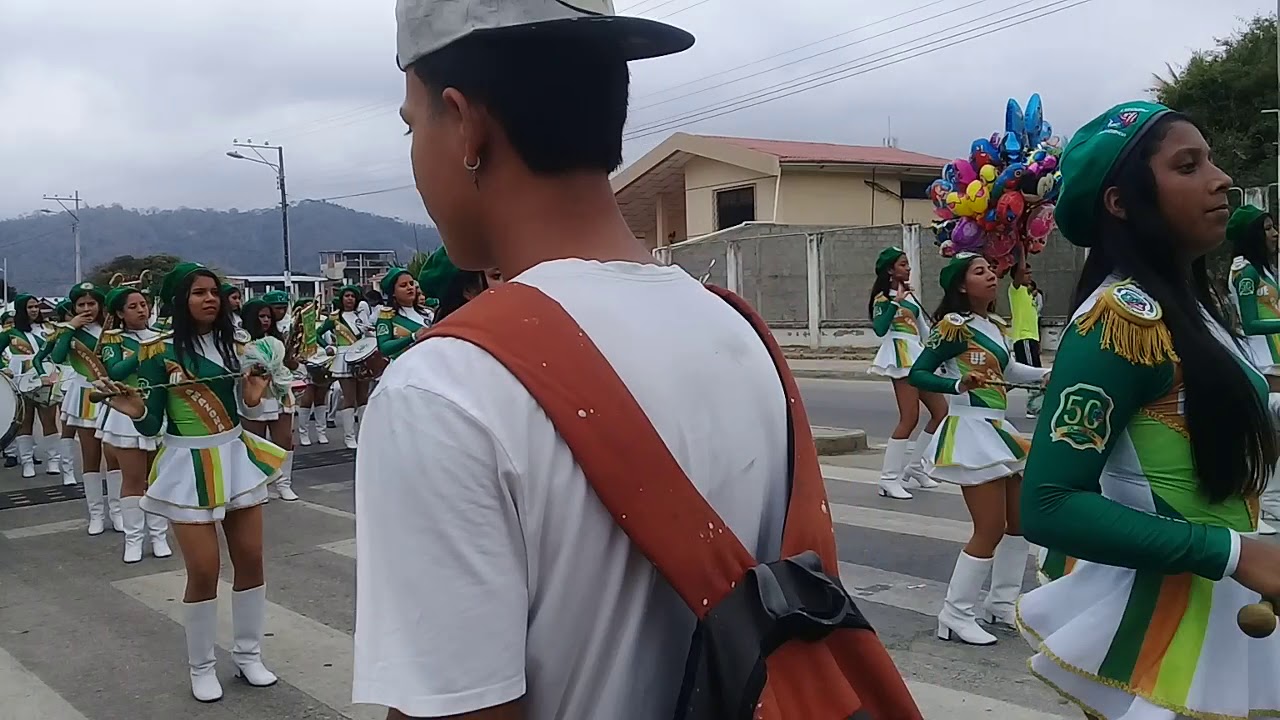 ❤Colegio amazonas participando en los🎊18 años🎉de cantonizacion en san vicente❤
