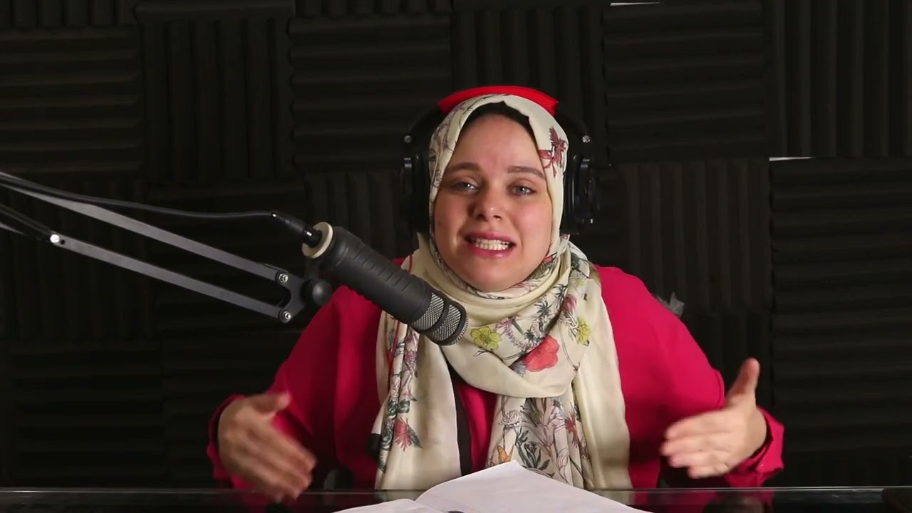 بدعي علي اخويا ربنا يخلصنا منه ! و امي عايزه تحطله في الاكل حاجة تقضي عليه ! و السبب انه ...