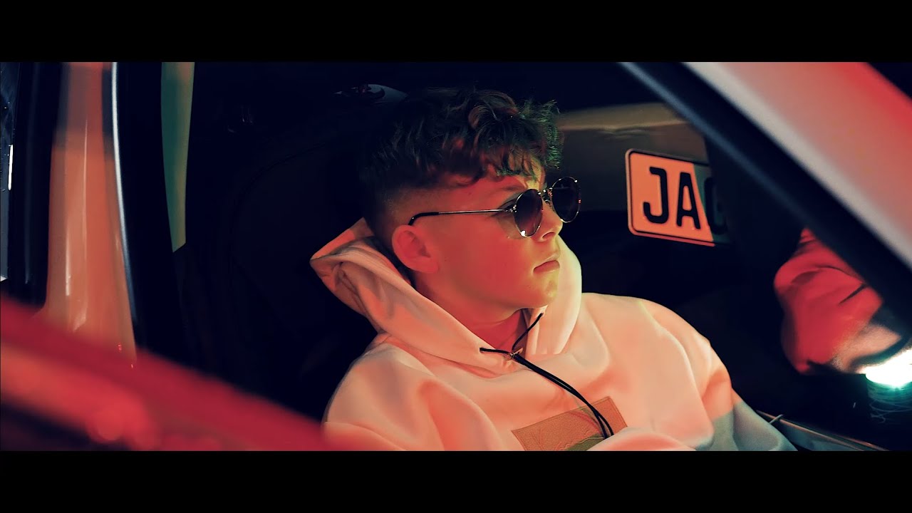 VDSIS - Artur & Milan - STRAIGHT (official Musikvideo)