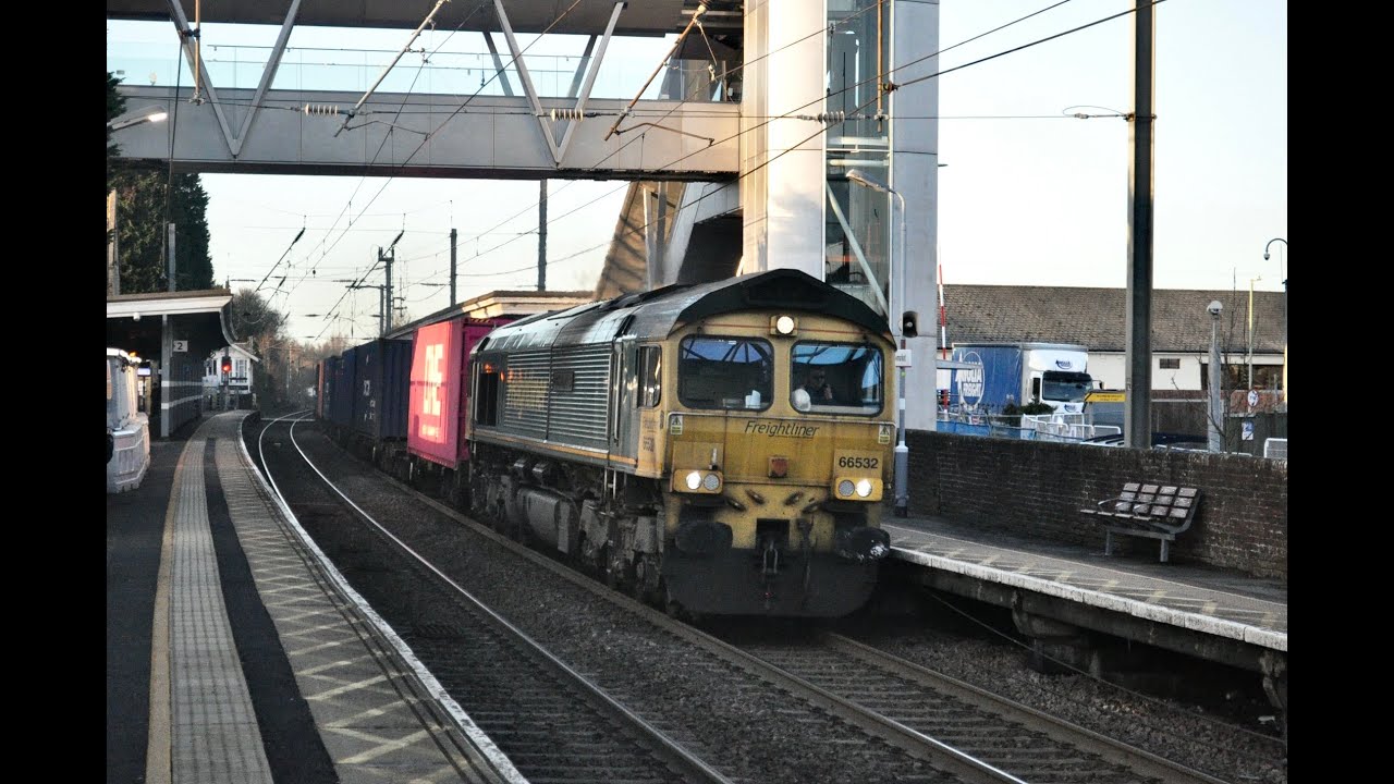 Jam Packed Hour Of Freight | 19/12/25