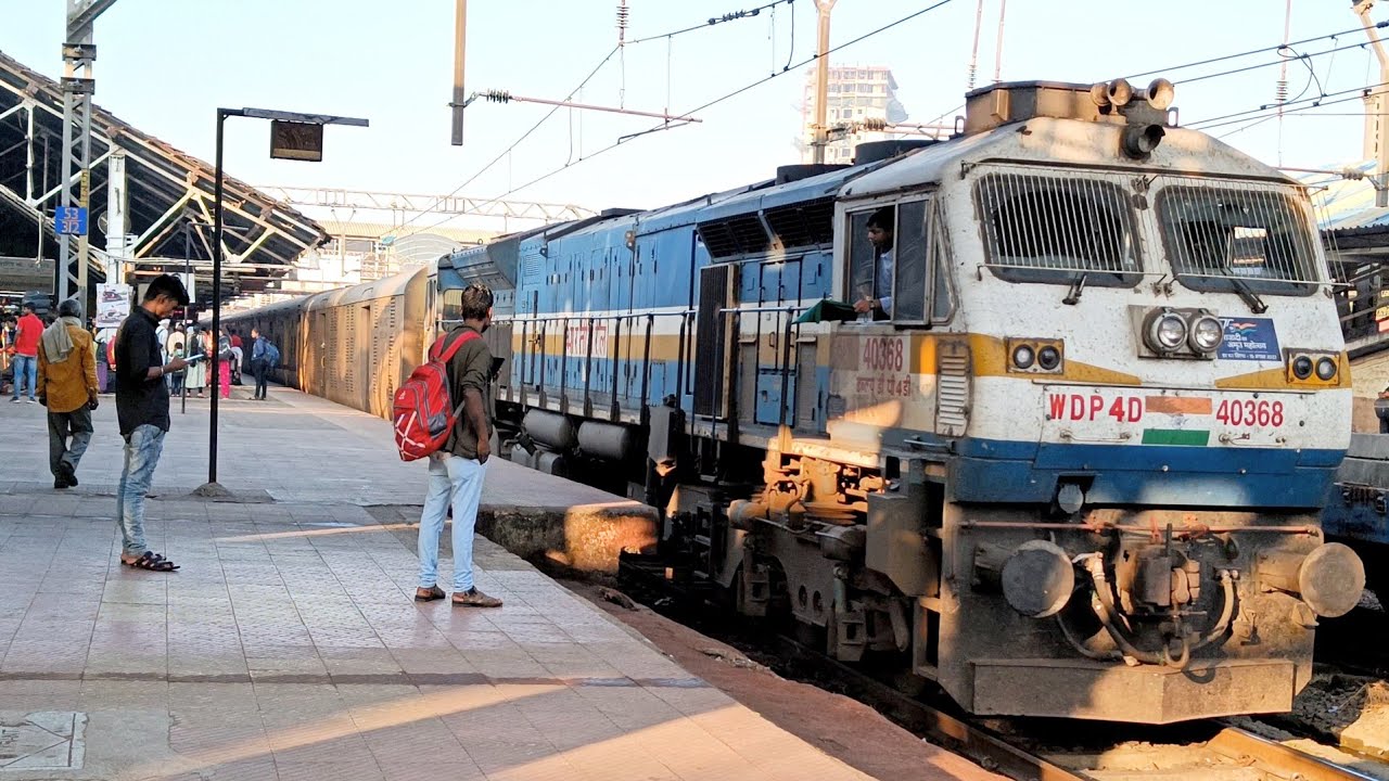 12741/Vasco-da-Gama - Patna SF Express Departing from Kalyan Junction Railway Station