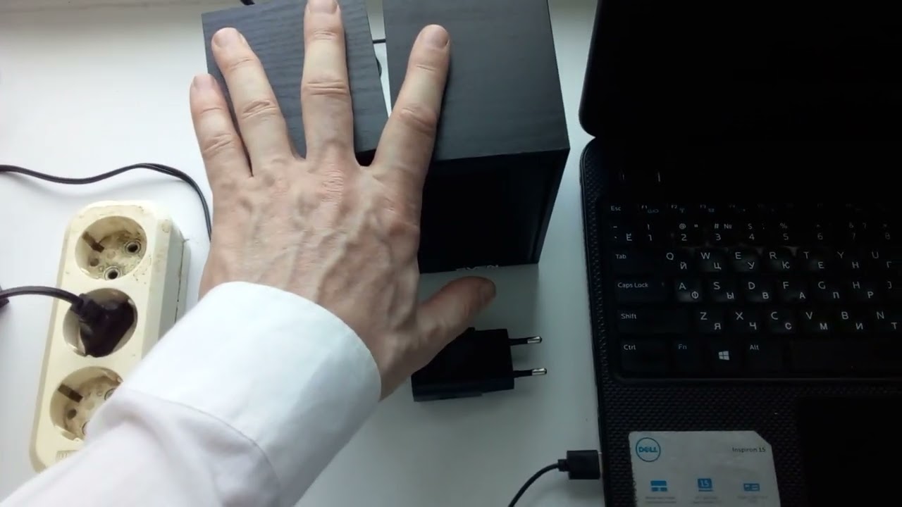 Как подключить колонки к ноутбуку.