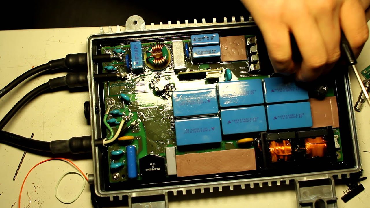 Failed Enecsys 360w solar microinverter teardown (018)
