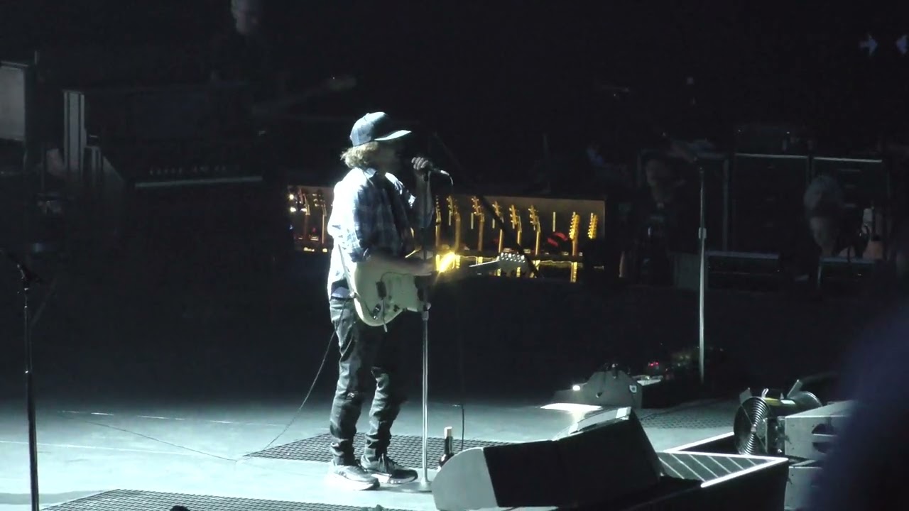 Pearl Jam - Of The Girl + Present Tense @ Manchester Co-op Live 25/06/2024