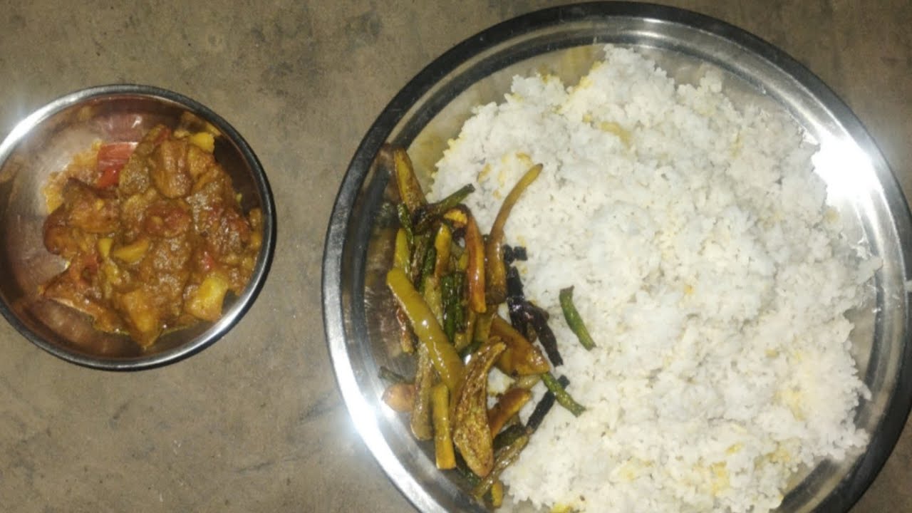 আজি অলপ বেলেগ কৰি ভাত খাজ