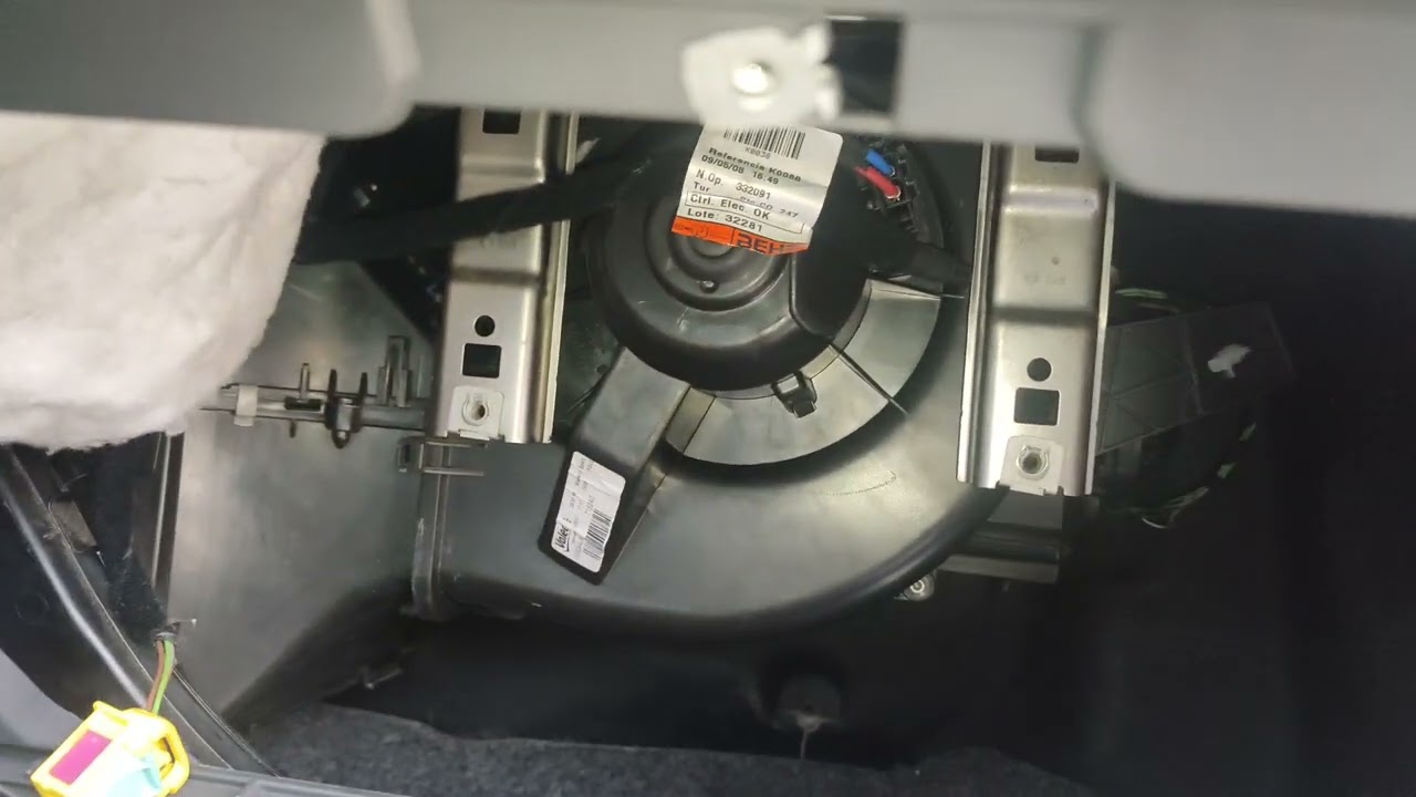 SEAT IBIZA 2008 PROBLEMA CLIMATIZADOR - VENTILADOR NO FUNCIONA. #Ibiza#climatizador#ventilador