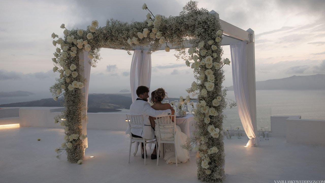 H&H: a luxurious elopement day at Dana villas Hotel Santorini | Vanilla Sky Weddings