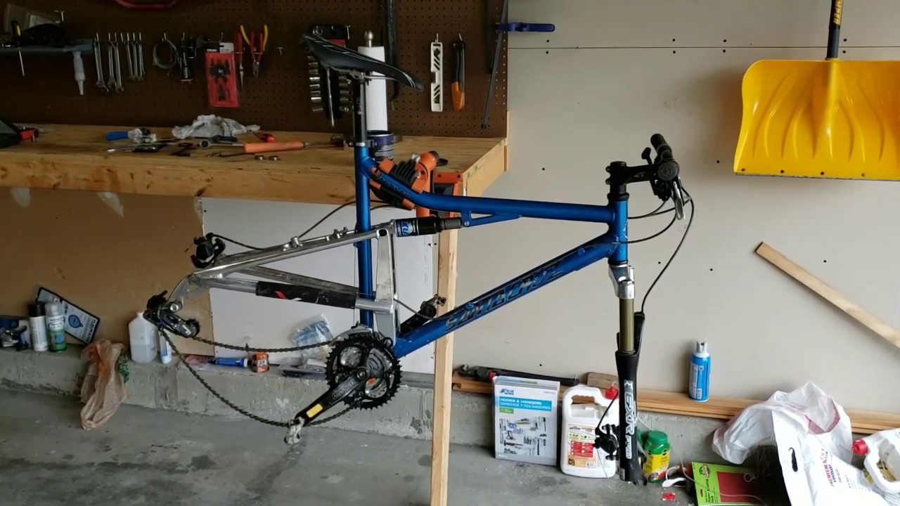 1996 Santa Cruz Heckler Pivot Bearing and Fox Shock Maintenance