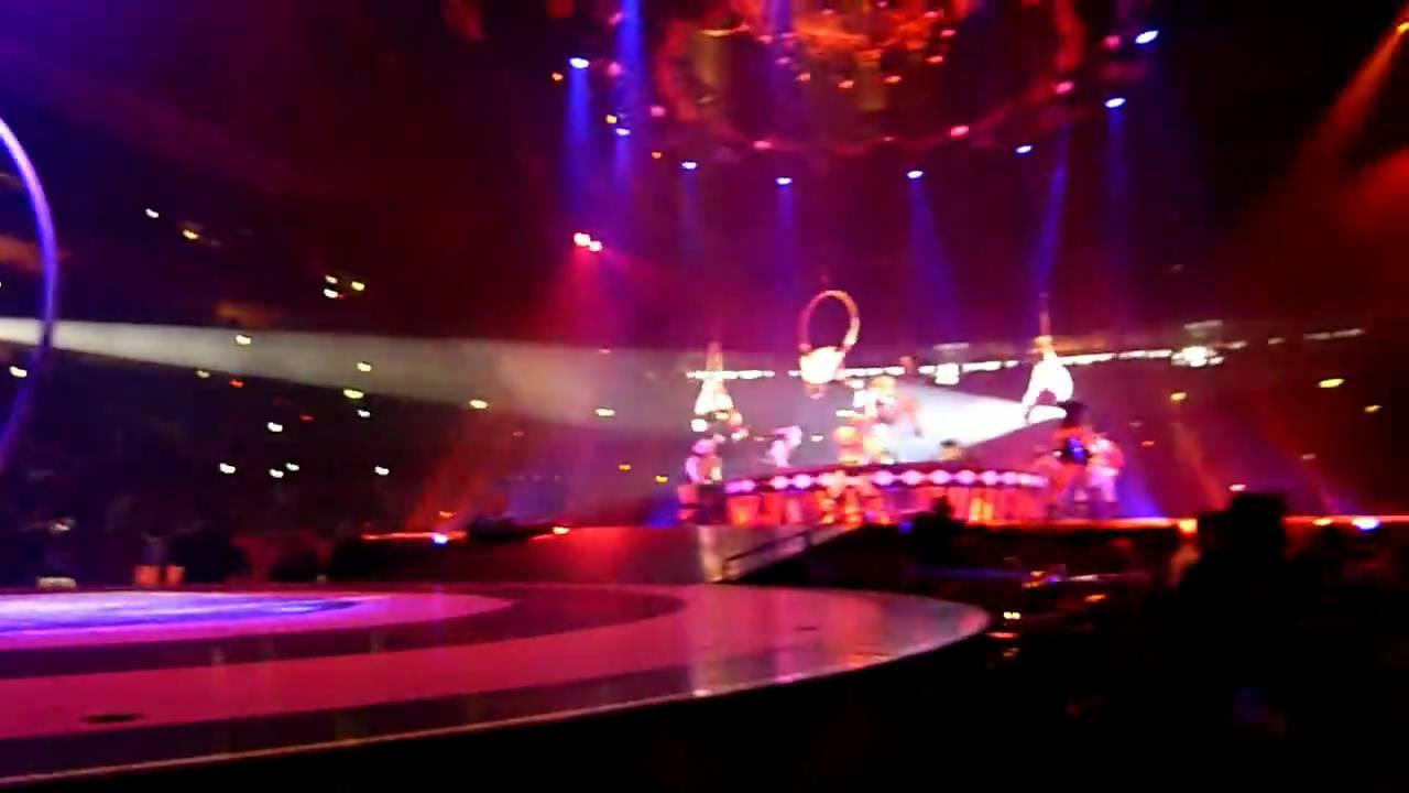 Circus/Piece Of Me HD - Britney Spears Berlin Circus Tour