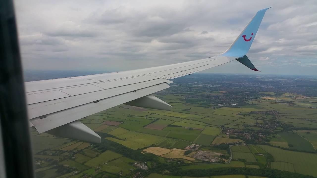 Boeing 737-800 final 10 minutes approach / landing at East Midlands Airport, UK.