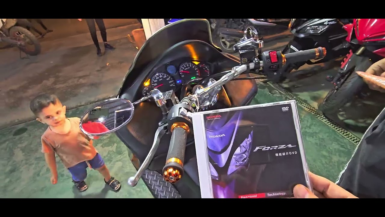 هوندا فورزه MF08 الموديل ٢٠٠٥ حجم المحرك 250CC بحالة الوكالة جديده تم البيع ومتوفر لدينا نفس النوع❤️
