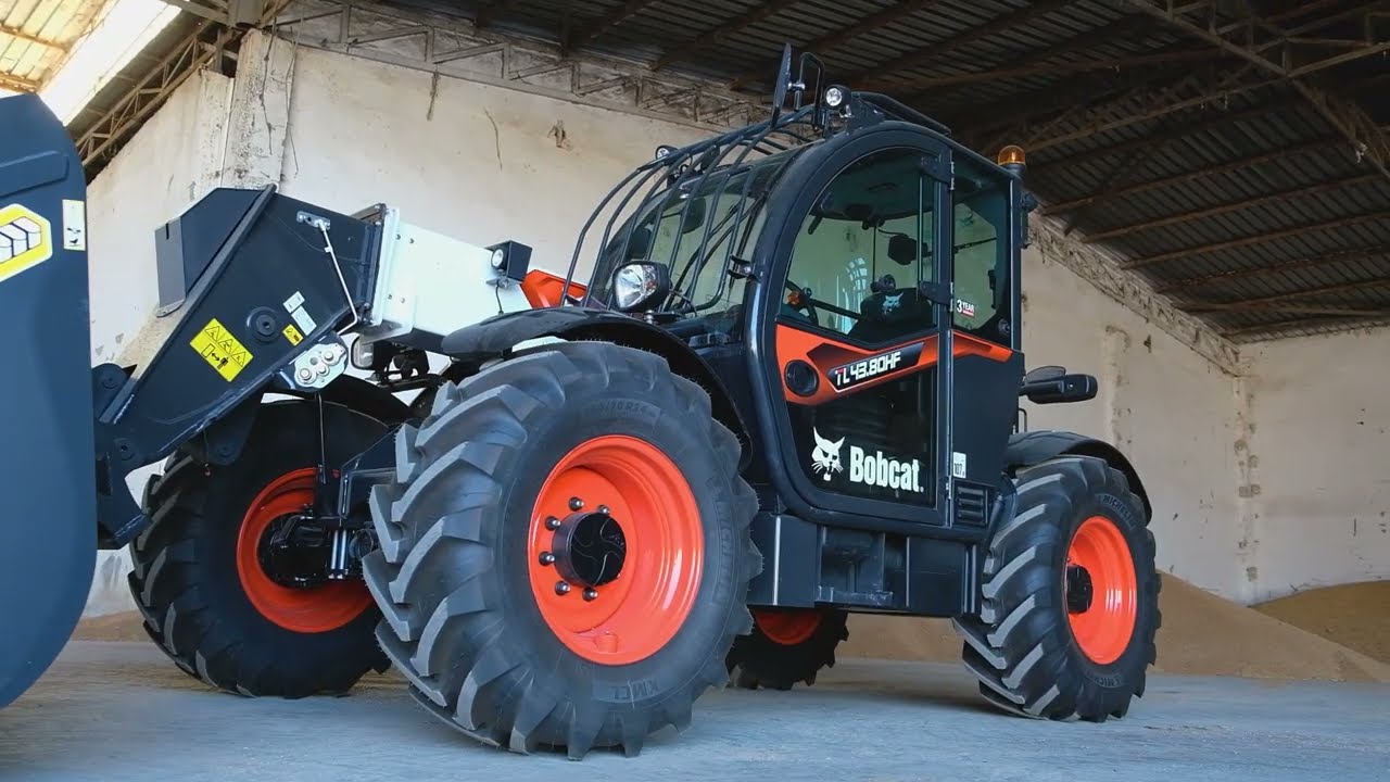 Bobcat 43.80 HF, Şenler Çırçır Tarım Ürünleri’nin yükünü taşıyor