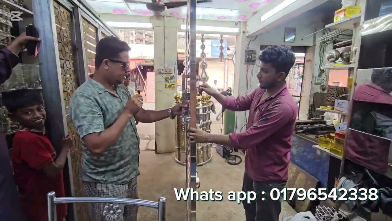 ভাইরাল ডিজাইনের  ভিয়েতনামী  গেইট  এখন পেয়ে যাবেন  কুমিল্লা সদরে ডালাস স্টিলে,  বিস্তারিত ভিডিও তে । 