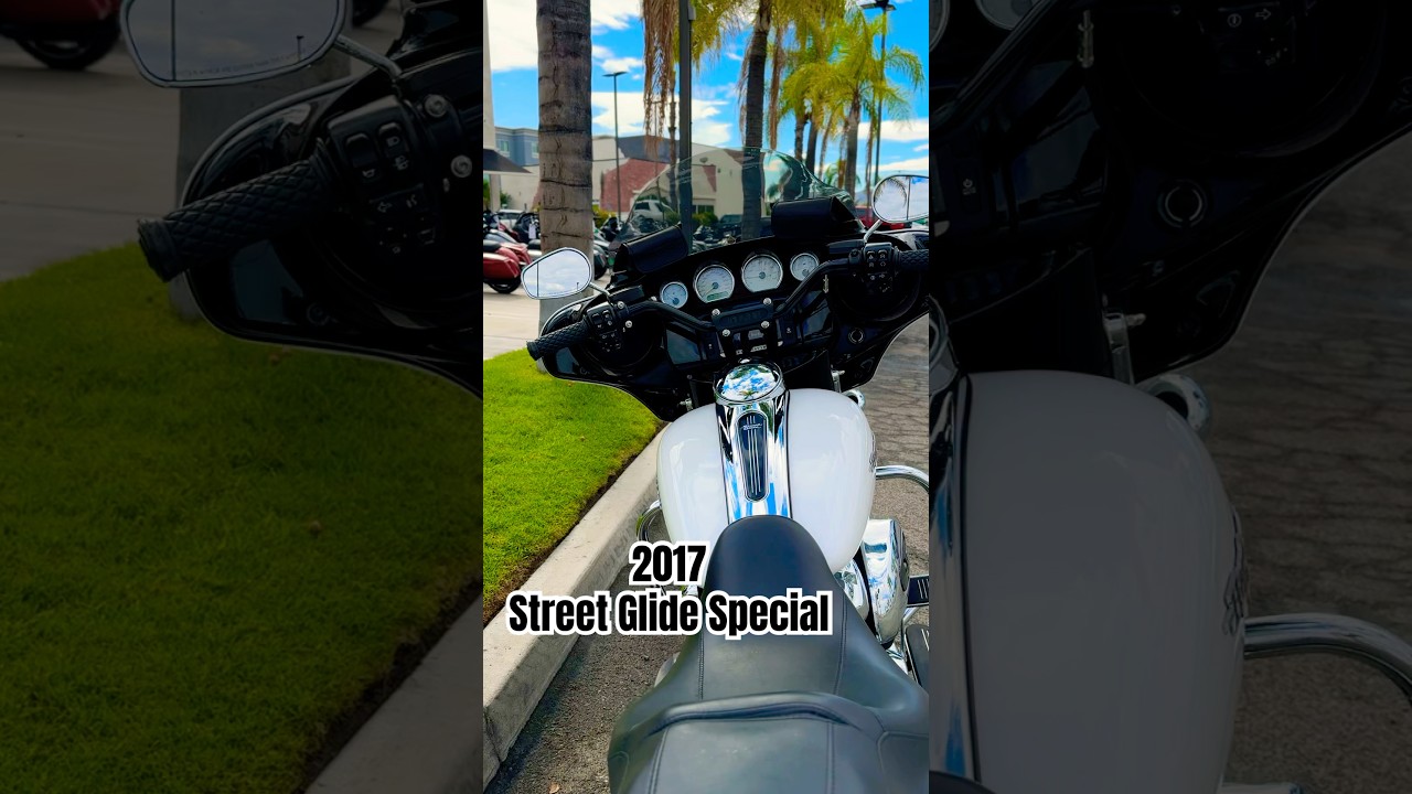 2017 Street Glide Special | Crushed Ice Pearl