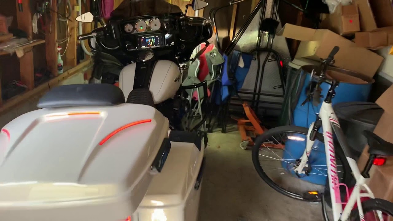 2015 Streetglide Special w/ D&D Boss Fat Cat and Woods 222 cams