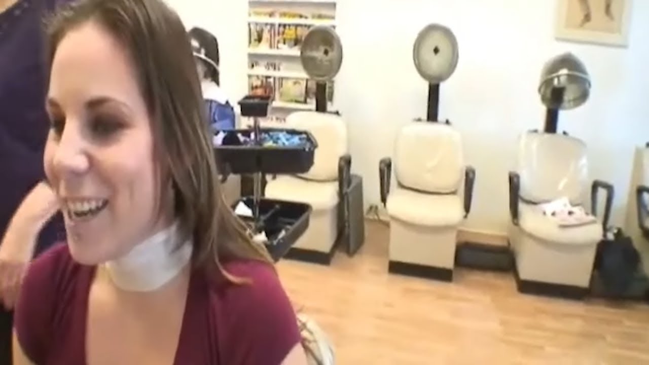 Assia SX - Pt 1: Nervous Girl get Wedged Bob (TA77.net Mini)
