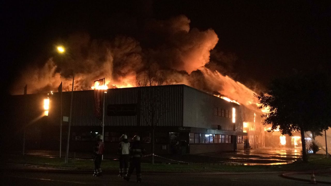 Obdam ontdaan door verwoestende brand: 
