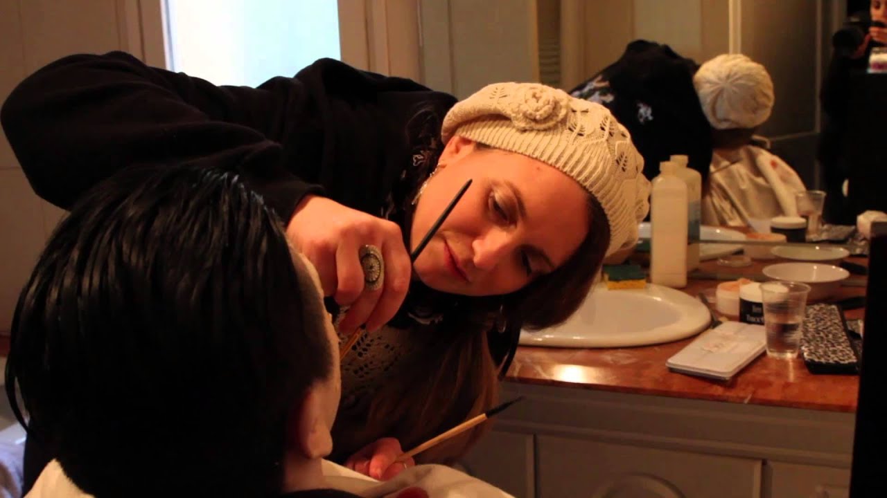 Behind The Scenes (B-Roll) The Door