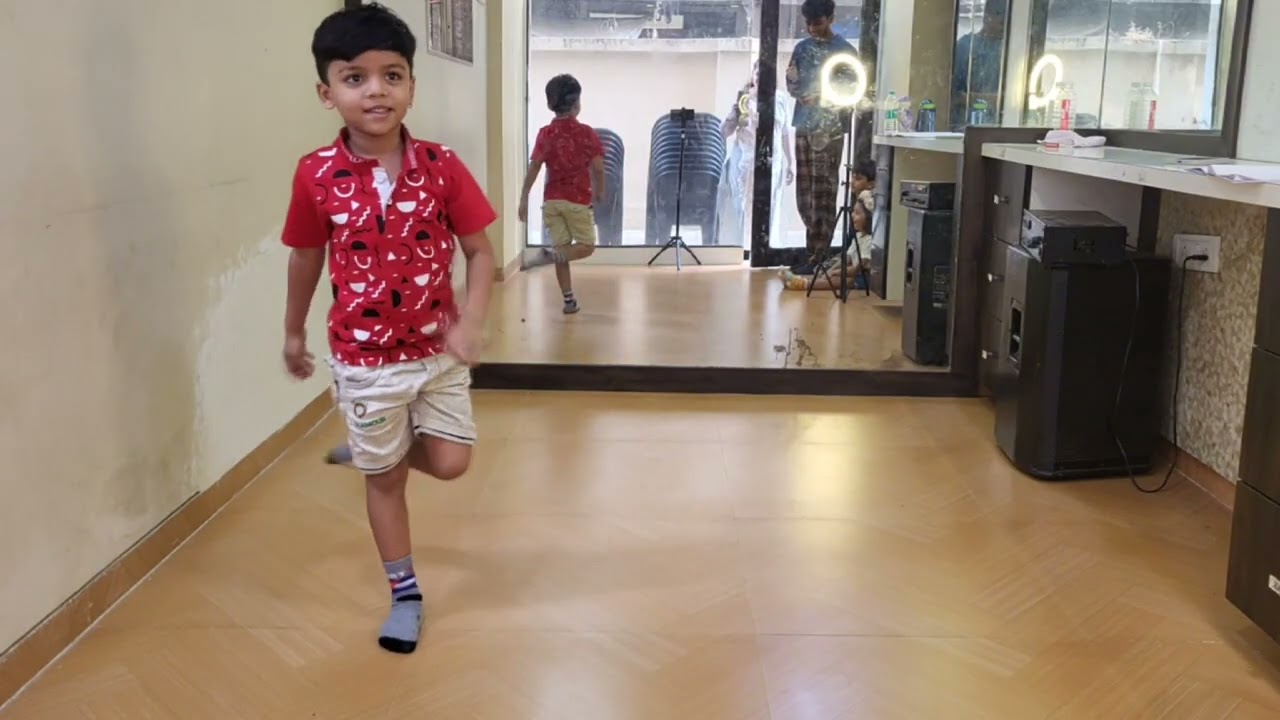 Dance By 5 Years Kids on early 20 remix 