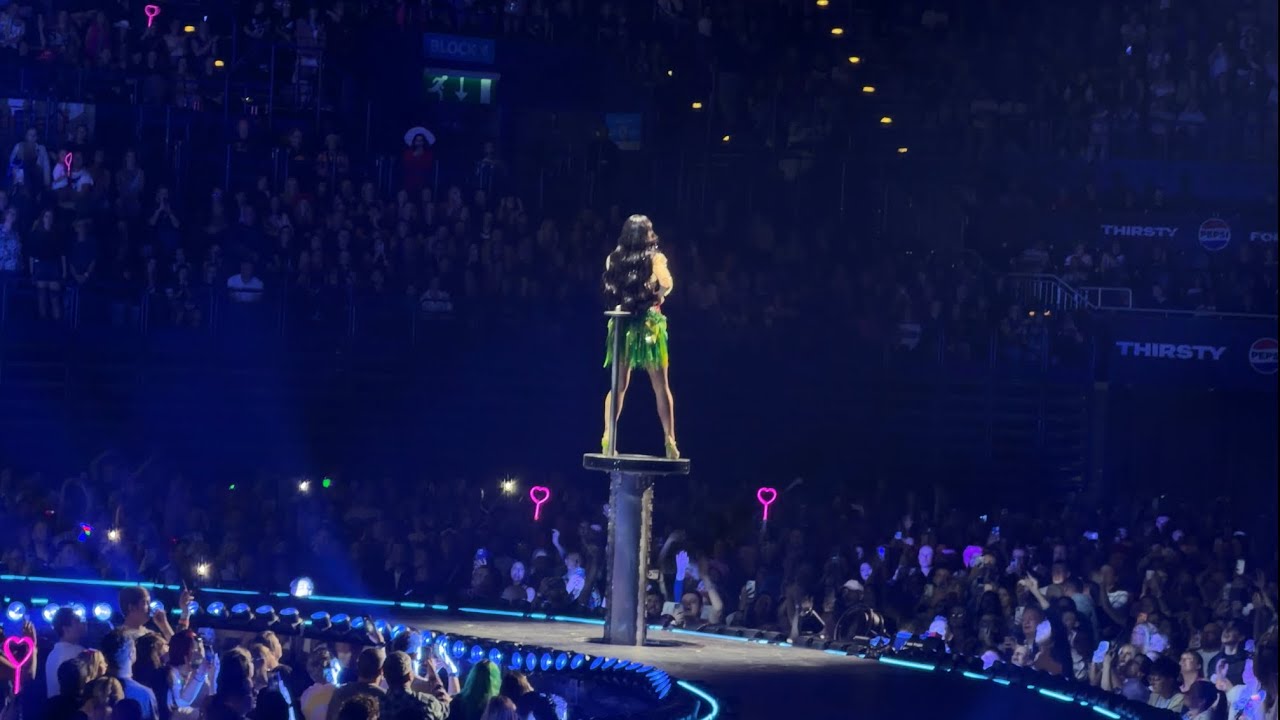 Katy Perry Lifetimes Tour Birmingham All The Love