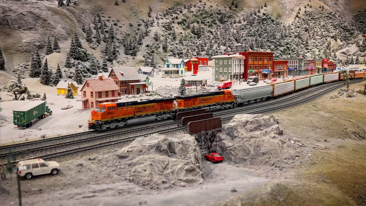 The Great Train Story HO Scale Model Train Layout at the Museum of Science and Industry, Chicago