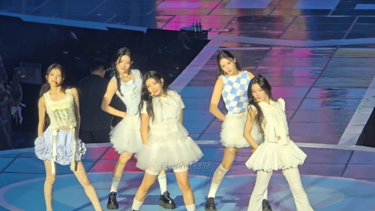 251109 아일릿(ILLIT) -  Lucky Girl Syndrome GLITTER DAY ENCORE Fancon Concert Fancam 팬콘 콘서트 직캠