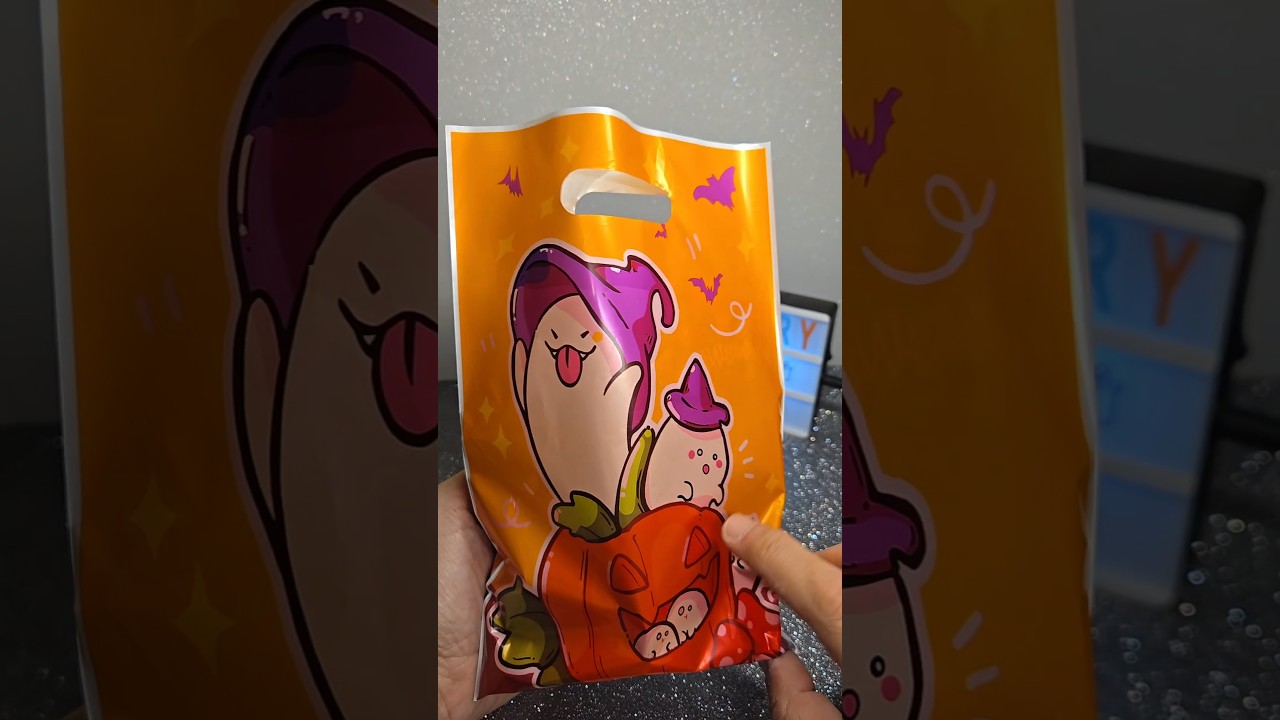 Happy Halloween 2025 (13/20) #halloween #happyhalloween #surprise #asmr #unboxing #cute #trending