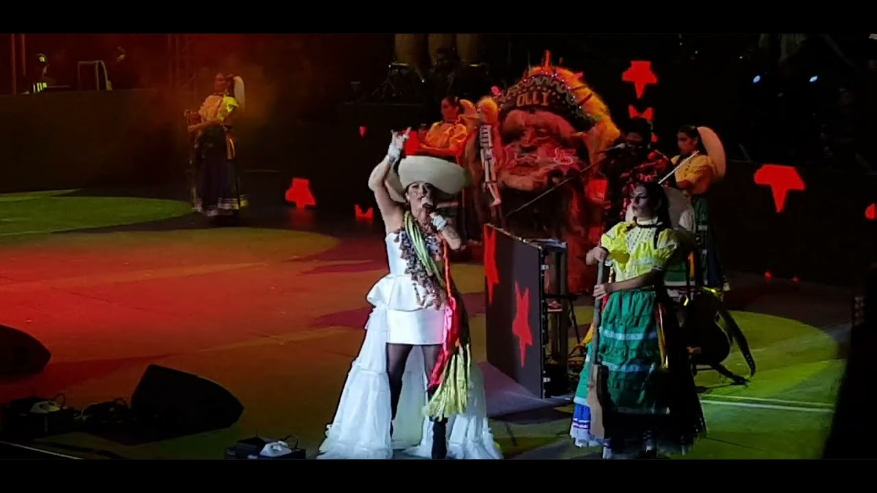 Lila Downs - La cumbia del mole, Cariñito, llorona (Auditorio Nacional 31/11/2024)