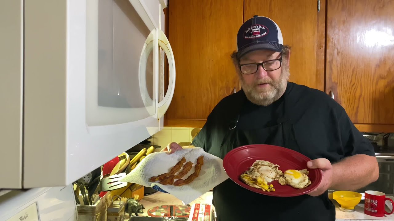 Can You Cook Eggs In Bacon Grease??