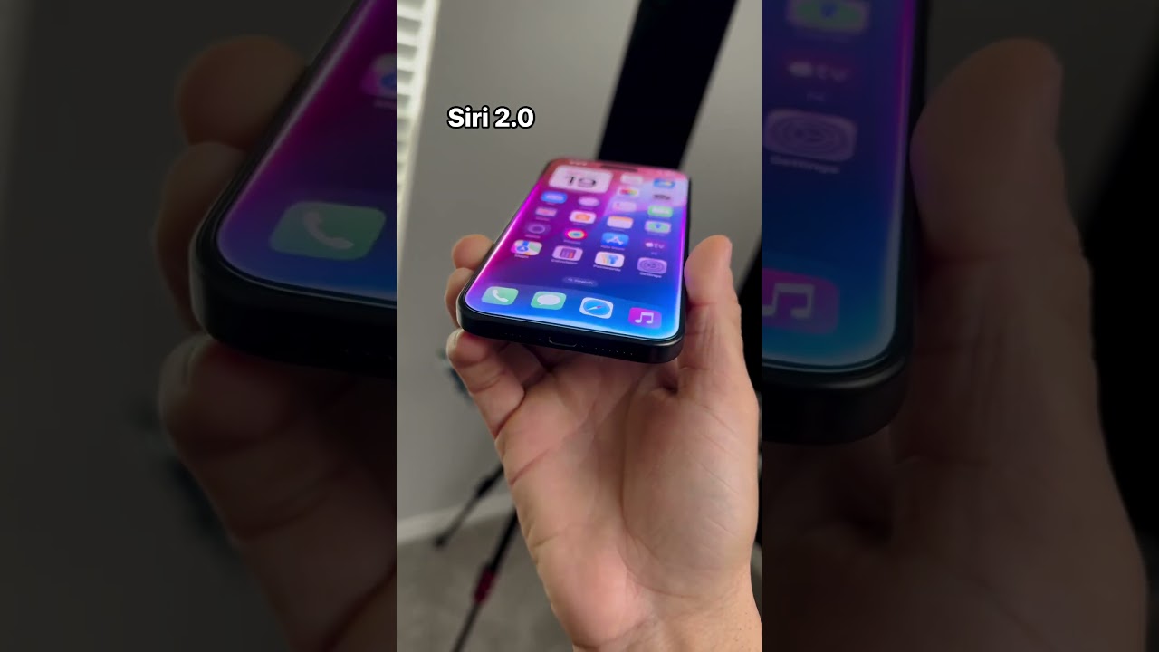 New Siri 2.0 UI on iPhone 15 Pro Looks Awesome.