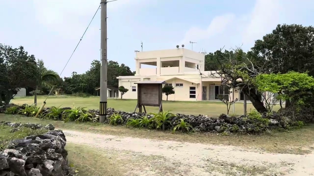 Walk around a village island with only 12 residents (Panari island/ ぱなり島)