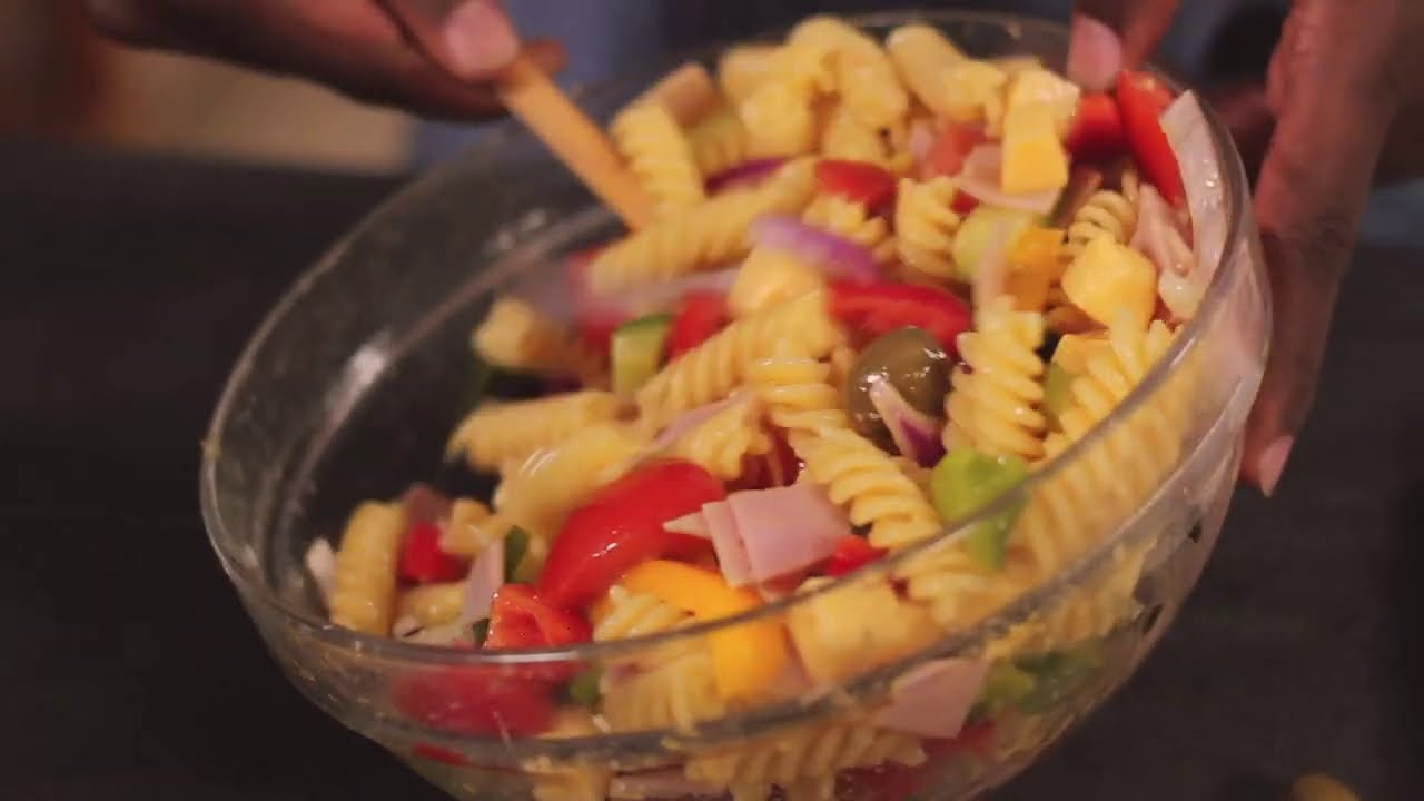Beautiful and Delicious Pasta Salad With Ham And Cheese