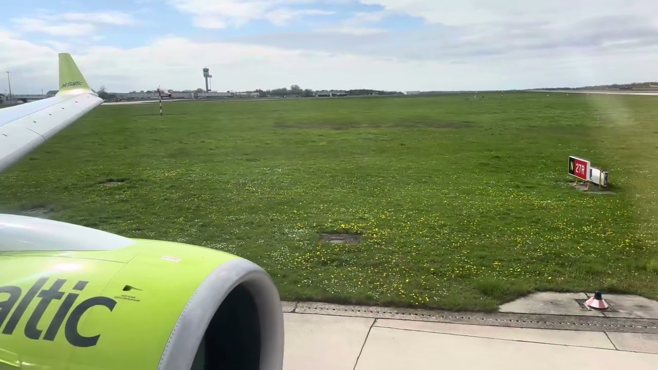 Air Baltic A220-300 (YL-CSF) taxiing & takeoff from Hannover [4K/HDR]