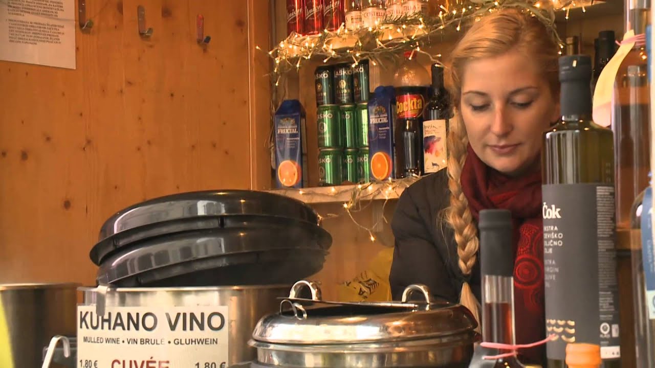 V kuhanem vinu je vsaj tretjina vode