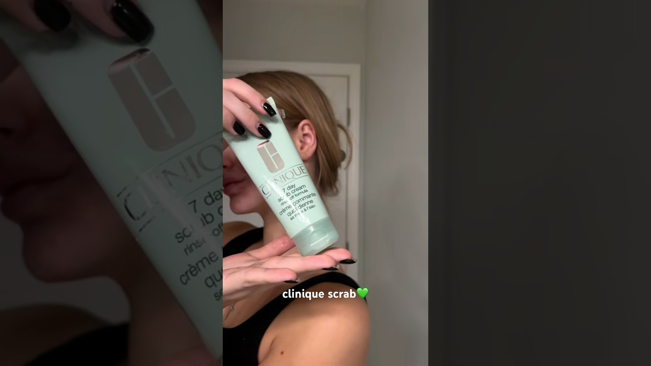 @Clinique scrub cream💚 #skincare #ugccontent #ugcproduct #ugc #skincareroutine #