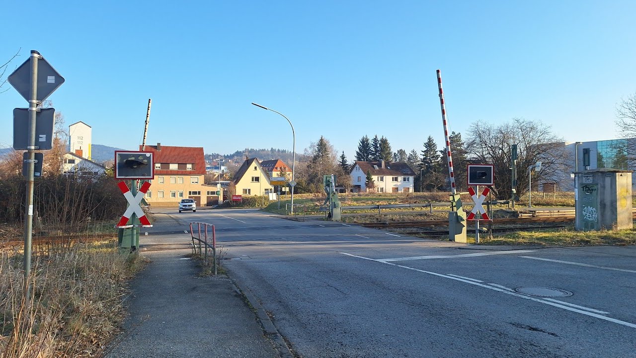 [4K] Bahnübergang Balingen Süd - Sehr seltene Lo 2H/60