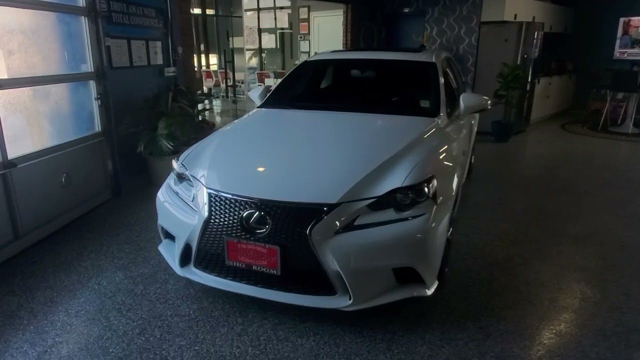 Lexus I-300  F-Sport ready to fly
