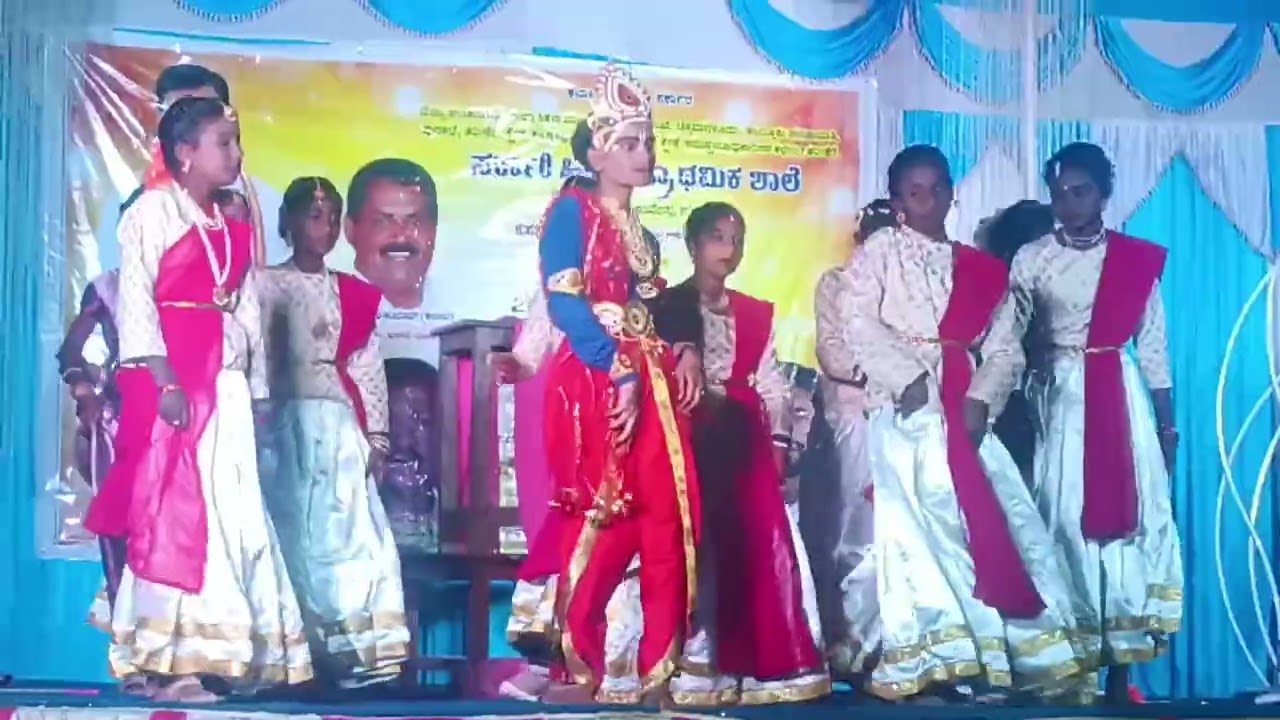 Krishna dance union day galli halli cross school tarikere. the best dance mahabharat krishna. Sinchu