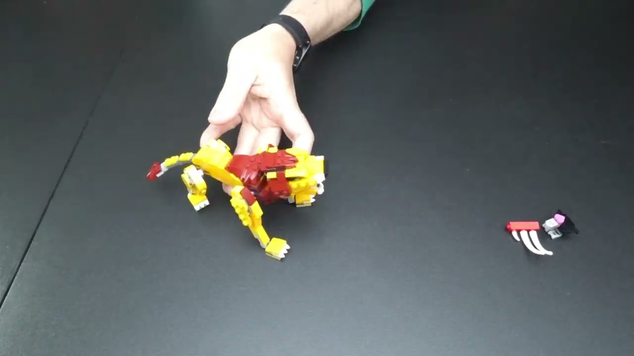 LEGO 31112 Wild Lion