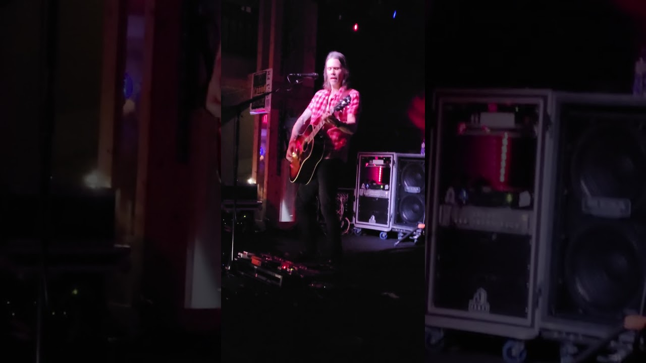 Myles Kennedy live in Racine