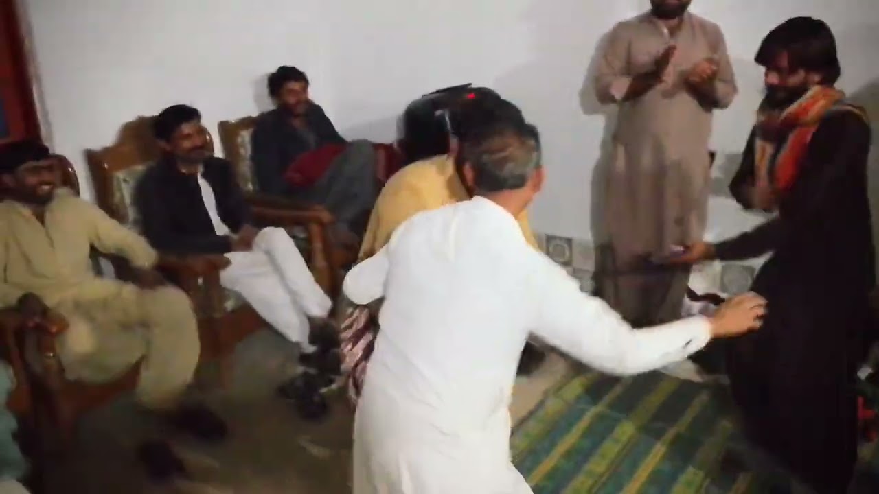 funny dance 😂😂