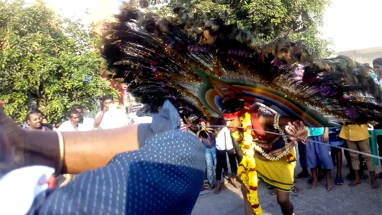 Sri kamatchi mariamman kovil kavadi